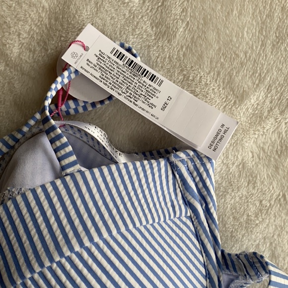 Bathing Suit Set - Picture 7 of 10